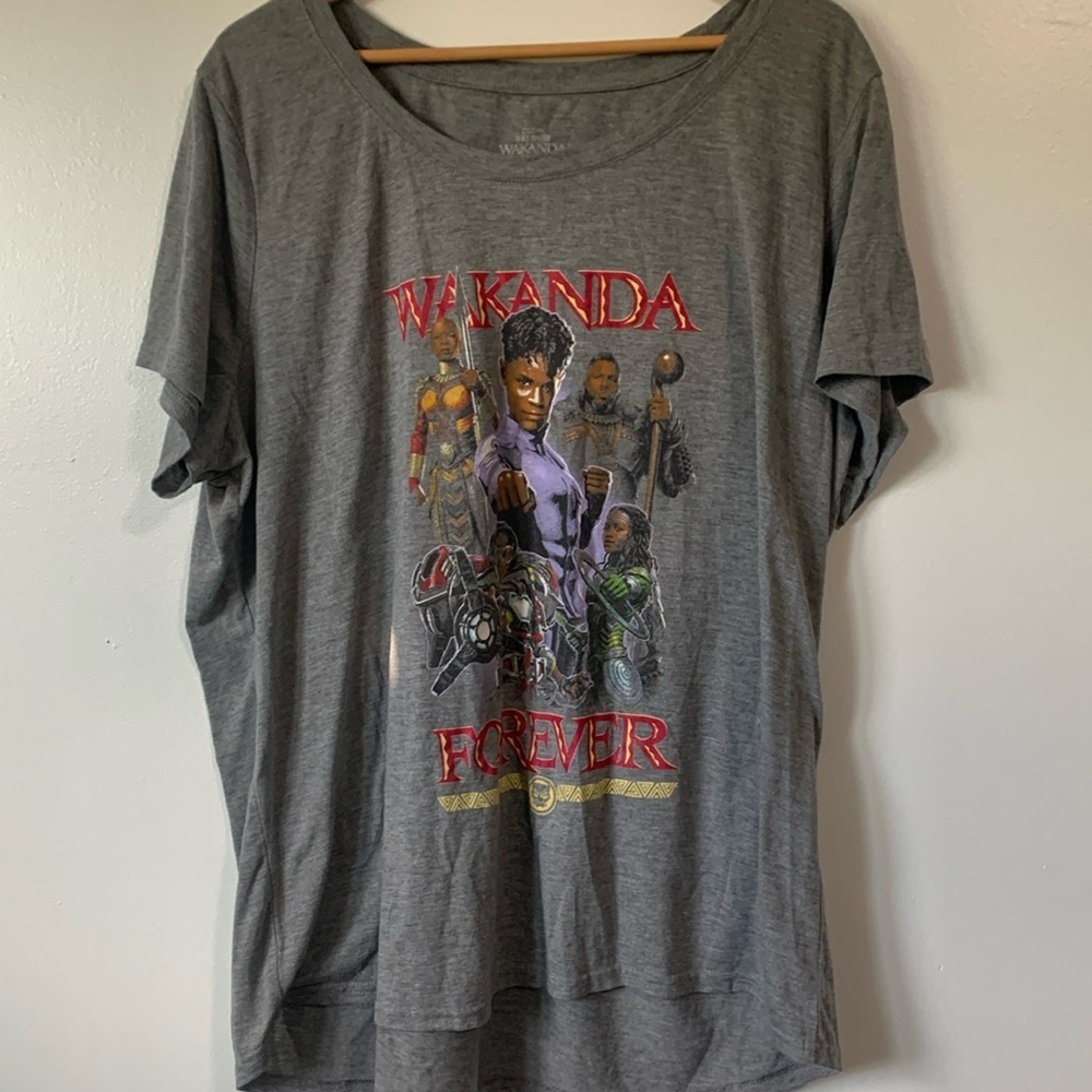 Marvel Black Panther Wakanda Forever Dark Gray T-shirt Womans Size 3XL